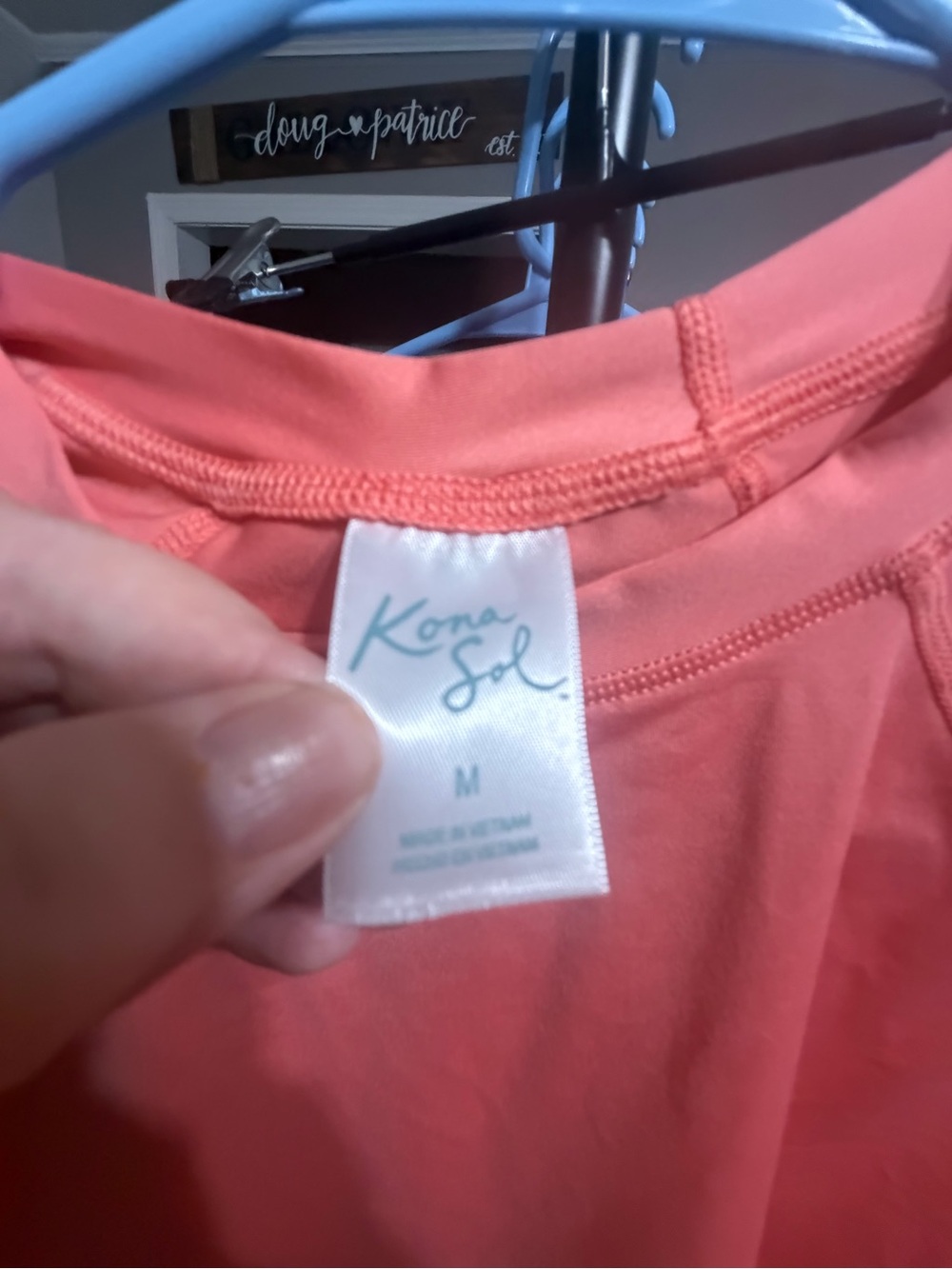 Kona Sol Coral Long-Sleeve Crop Top - Picture 3 of 4